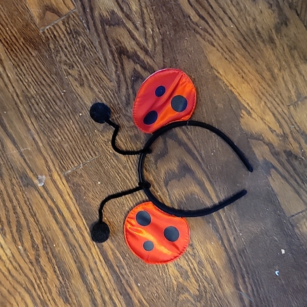 🌻 4 for $15🌻 ladybug Halloween costume - Picture 2 of 3